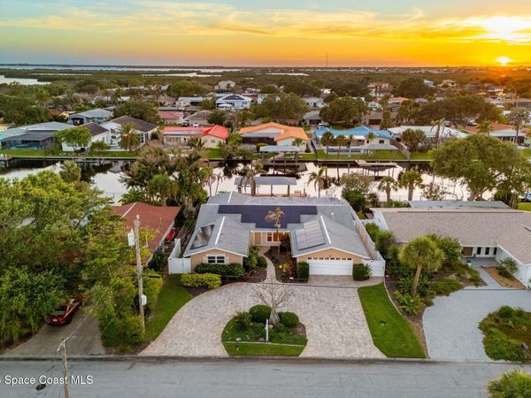 27 Westview Lane , Cocoa Beach, FL 32931