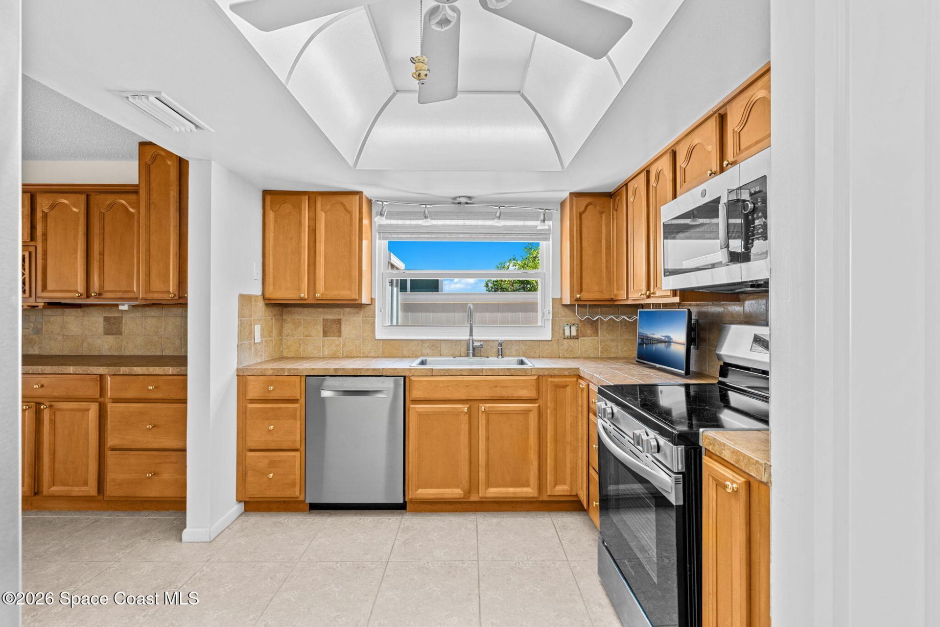 27 Westview Lane, Cocoa Beach, FL 32931 Photo