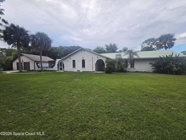 6870 Crepe Myrtle Drive, Grant, FL 32949