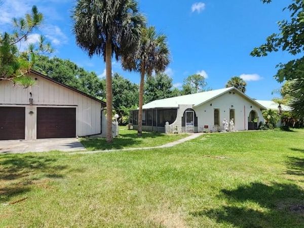 6870 Crepe Myrtle Drive , Grant, FL 32949