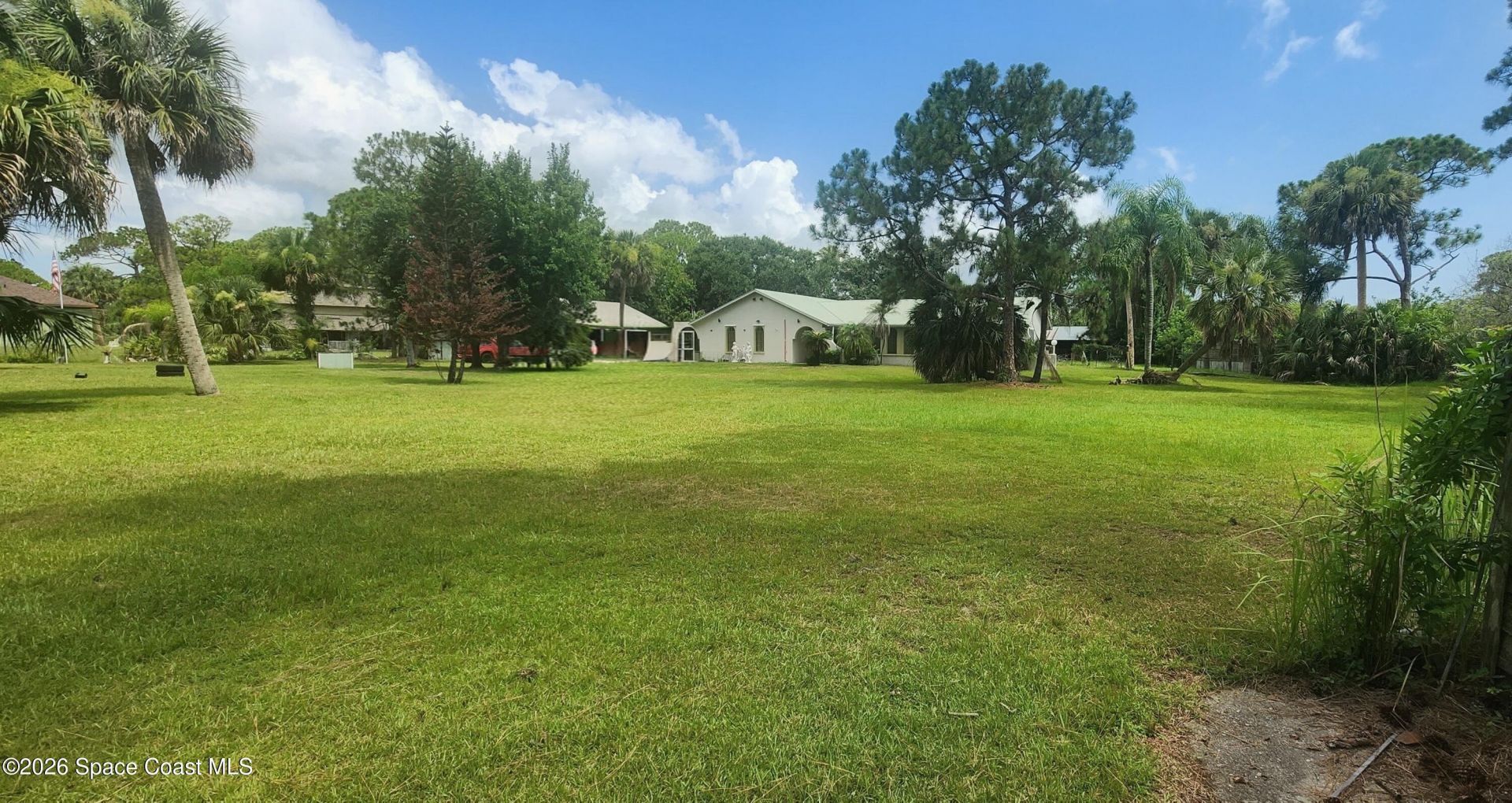 6870 Crepe Myrtle Drive, Grant, FL 32949 Photo