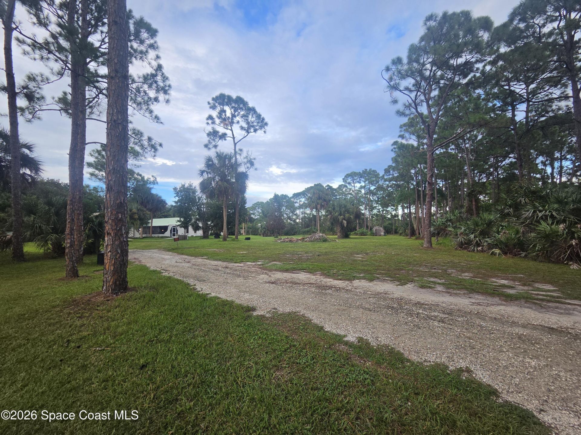 6870 Crepe Myrtle Drive, Grant, FL 32949 Photo