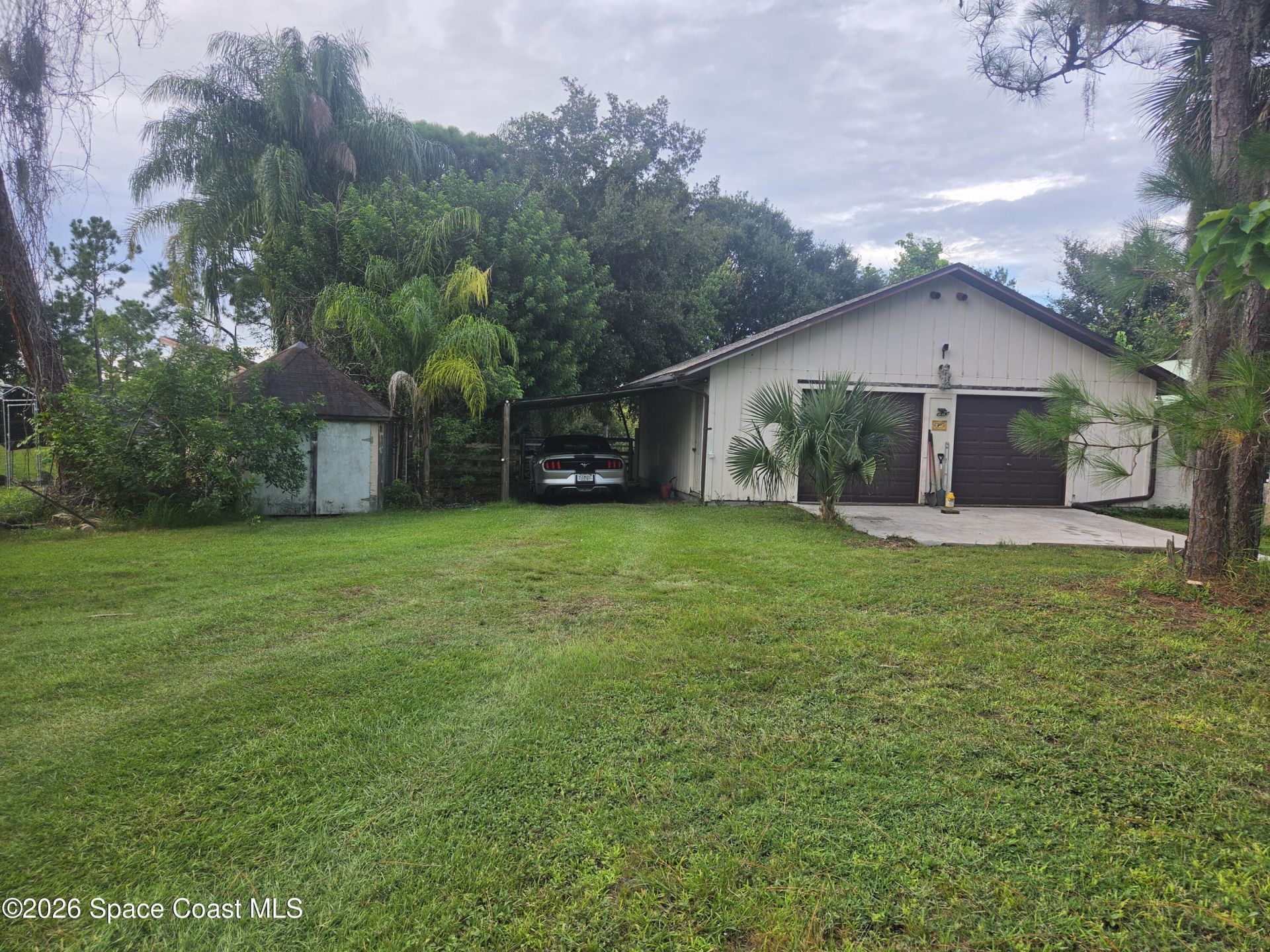 6870 Crepe Myrtle Drive, Grant, FL 32949 Photo