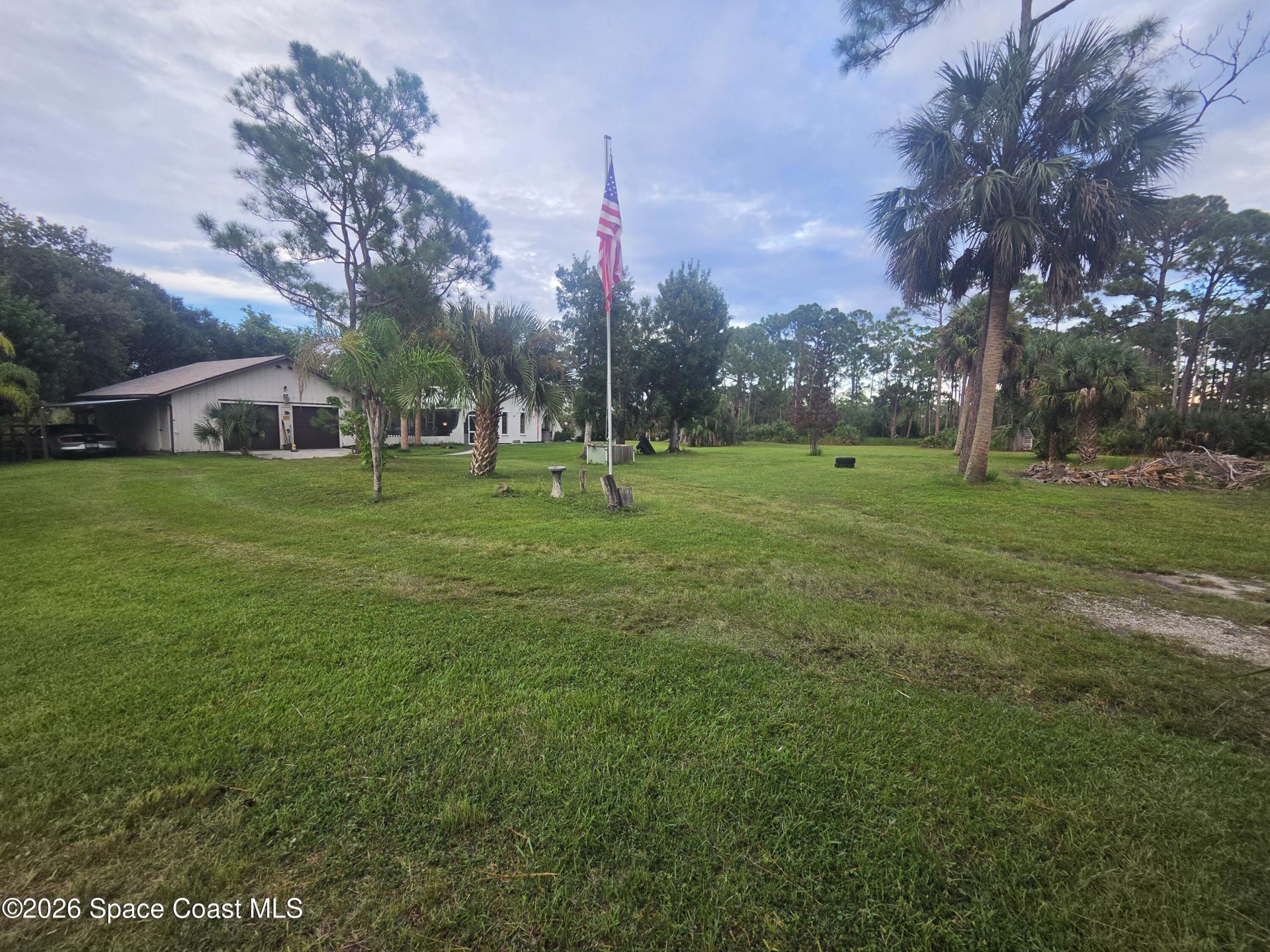 6870 Crepe Myrtle Drive, Grant, FL 32949 Photo