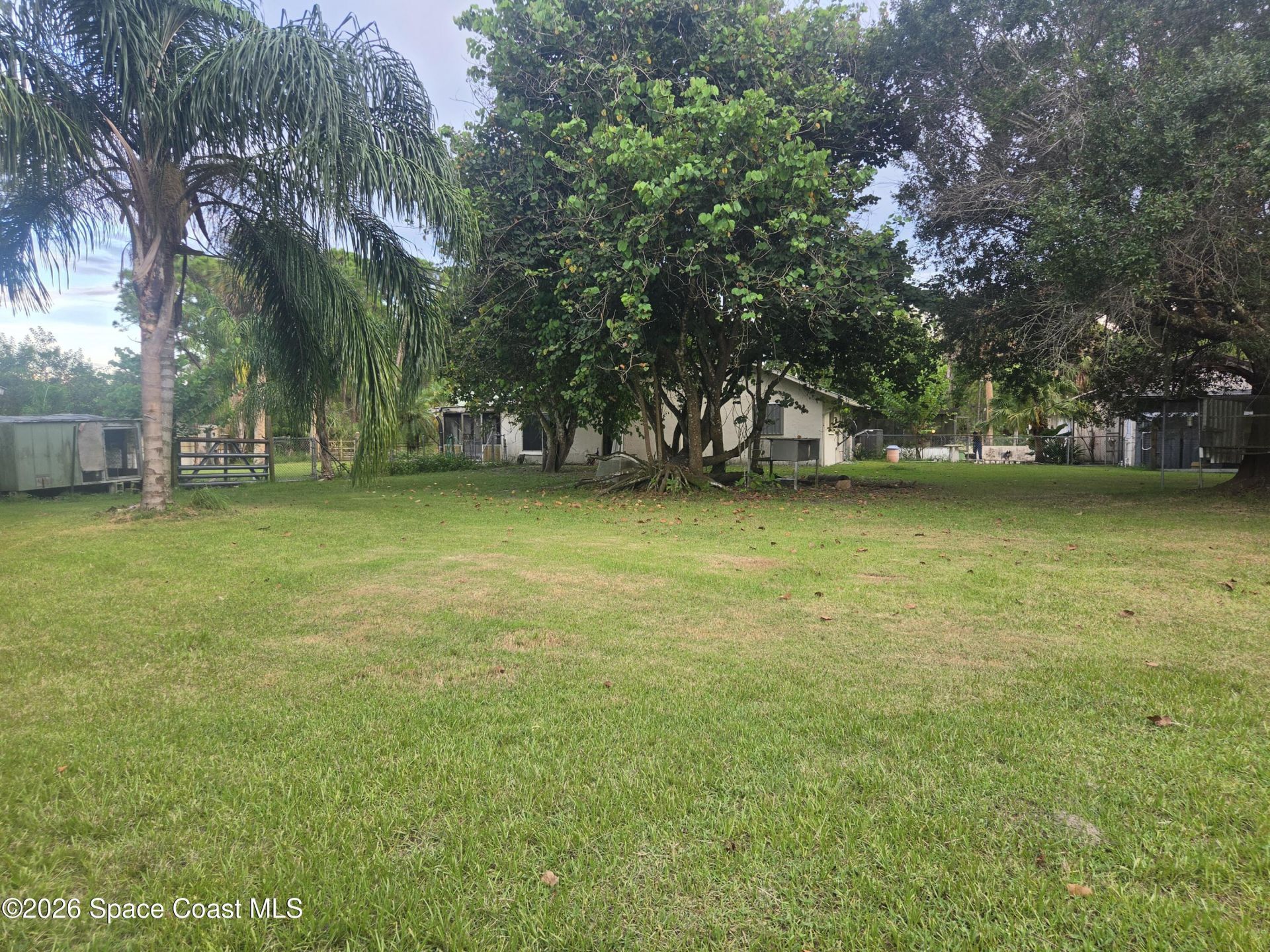 6870 Crepe Myrtle Drive, Grant, FL 32949 Photo
