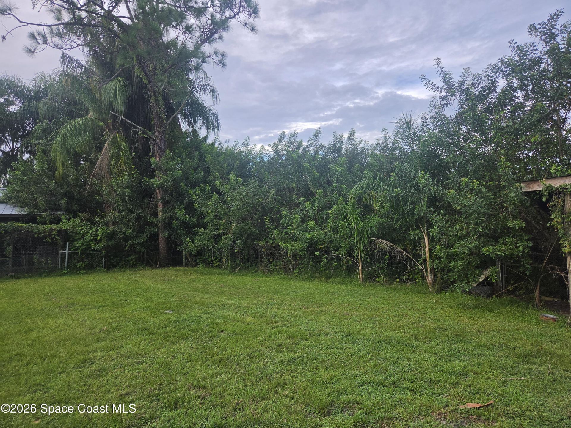 6870 Crepe Myrtle Drive, Grant, FL 32949 Photo