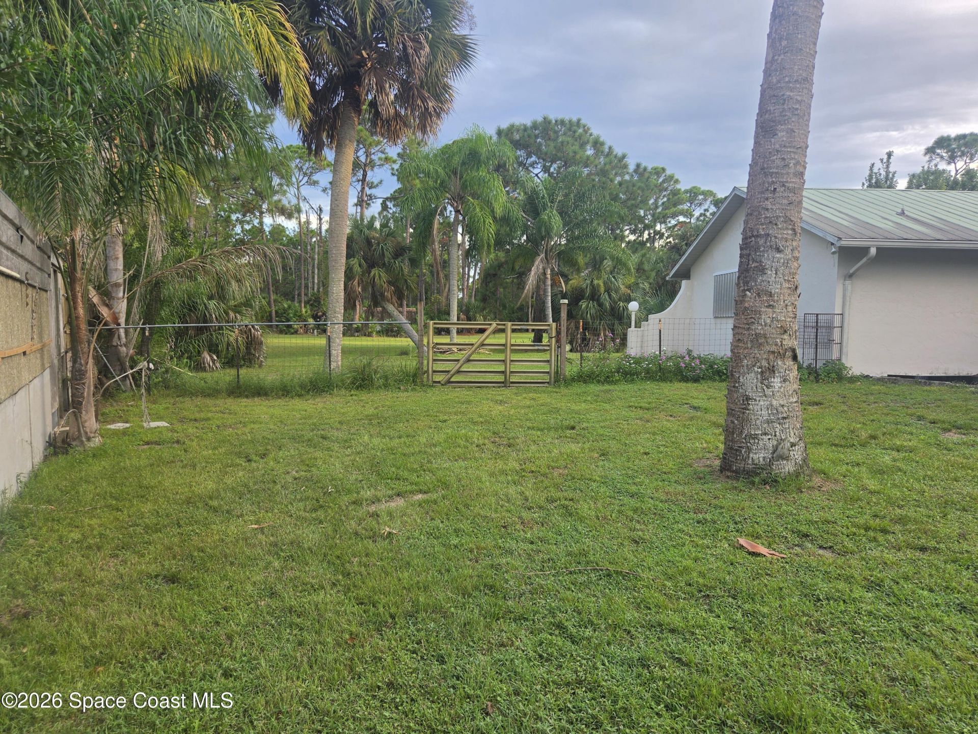 6870 Crepe Myrtle Drive, Grant, FL 32949 Photo