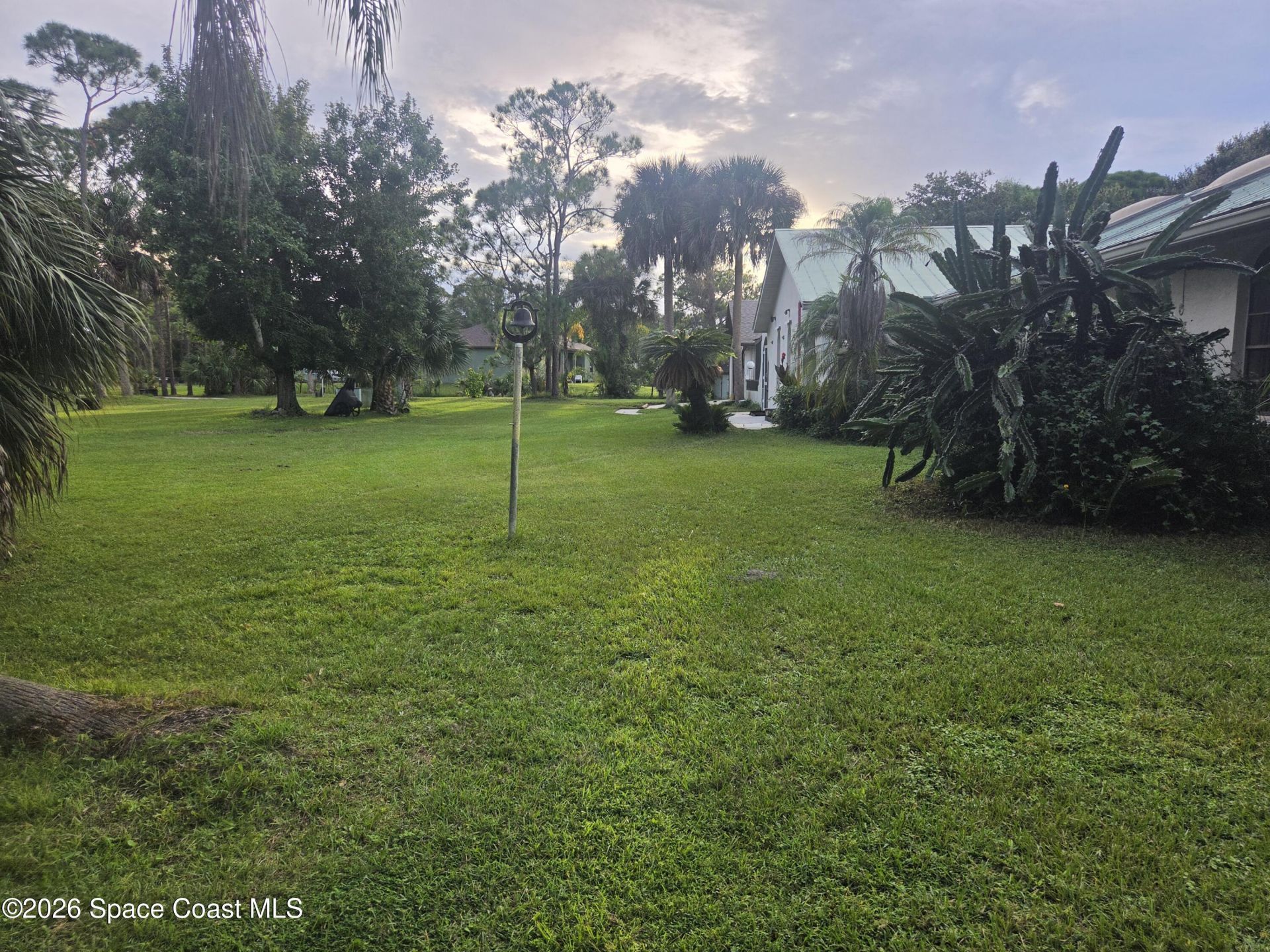 6870 Crepe Myrtle Drive, Grant, FL 32949 Photo
