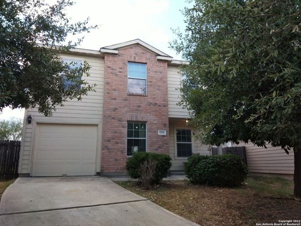 5702 Wildcat Cyn, San Antonio, TX 78252