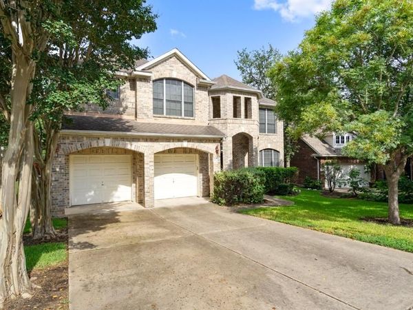 10724 Thoroughbred DR , Austin, TX 78748