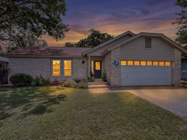 507 Thousand Oaks BLVD, Georgetown, TX 78628