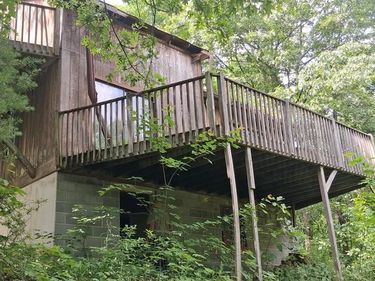 234 COASTLINE RD., EVERETT, PA 15537