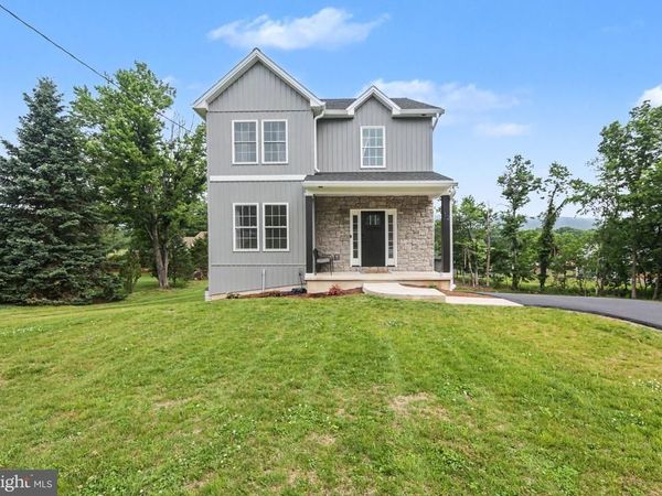 12 OAK LANE, MECHANICSBURG, PA 17050
