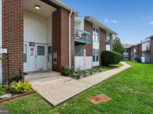 275 GREEN ST., Unit 4M1, EDGEWATER PARK, NJ 08010