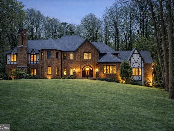 8015 EDDY BEND TRAIL, FAIRFAX STATION, VA 22039