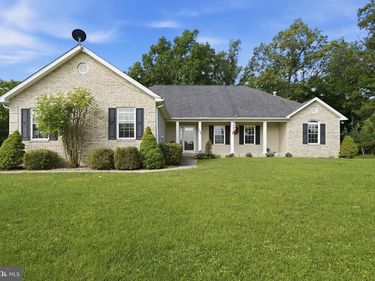 109 CHRISTO REY DRIVE , CLEAR BROOK, VA 22624