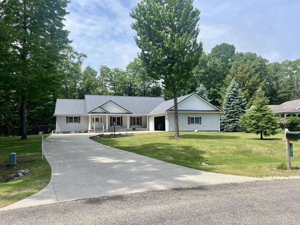 131 Indian Oaks Trail, Prudenville, MI 48651