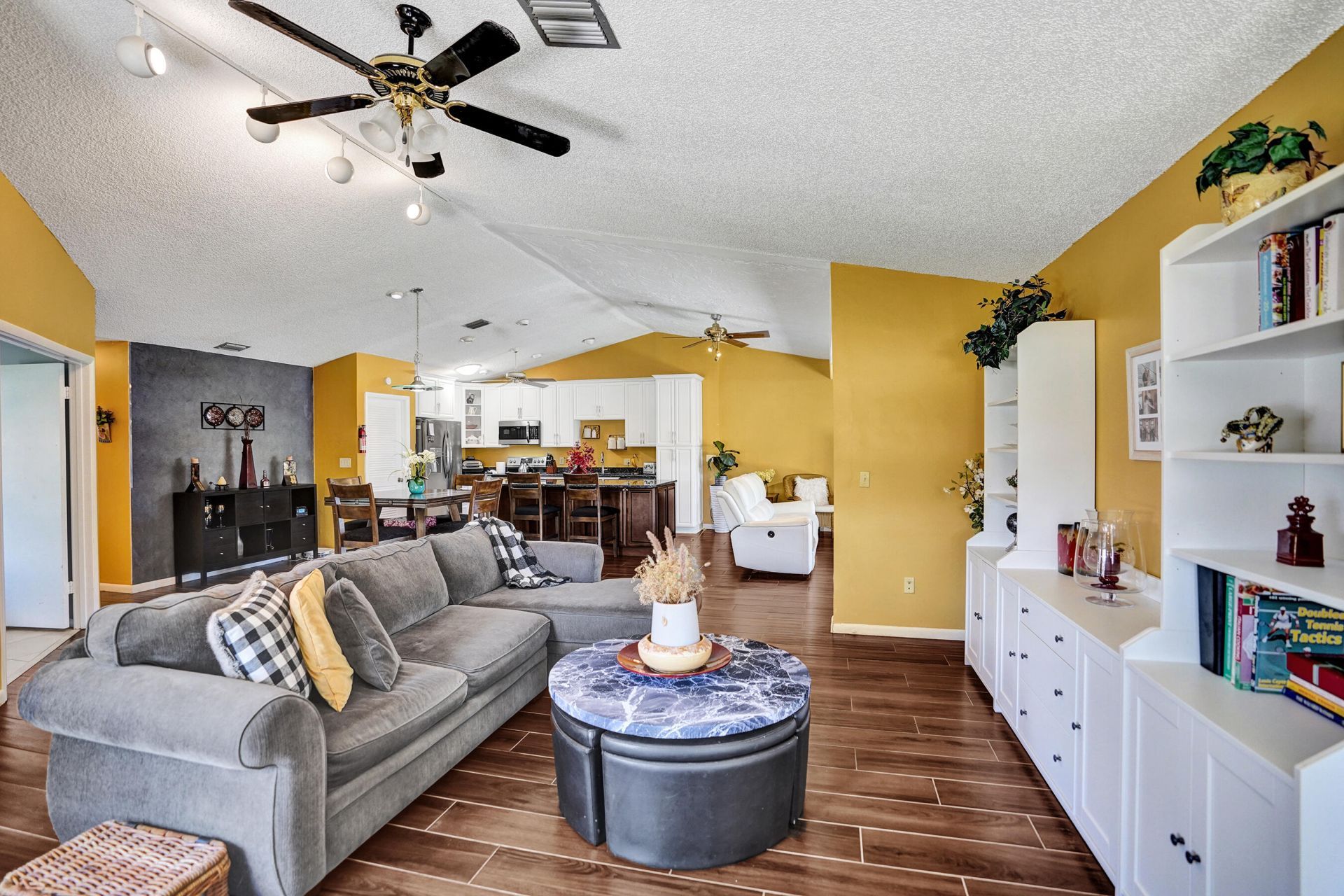 2915 NW 12th Street, Unit D, Delray Beach, FL 33445 Photo