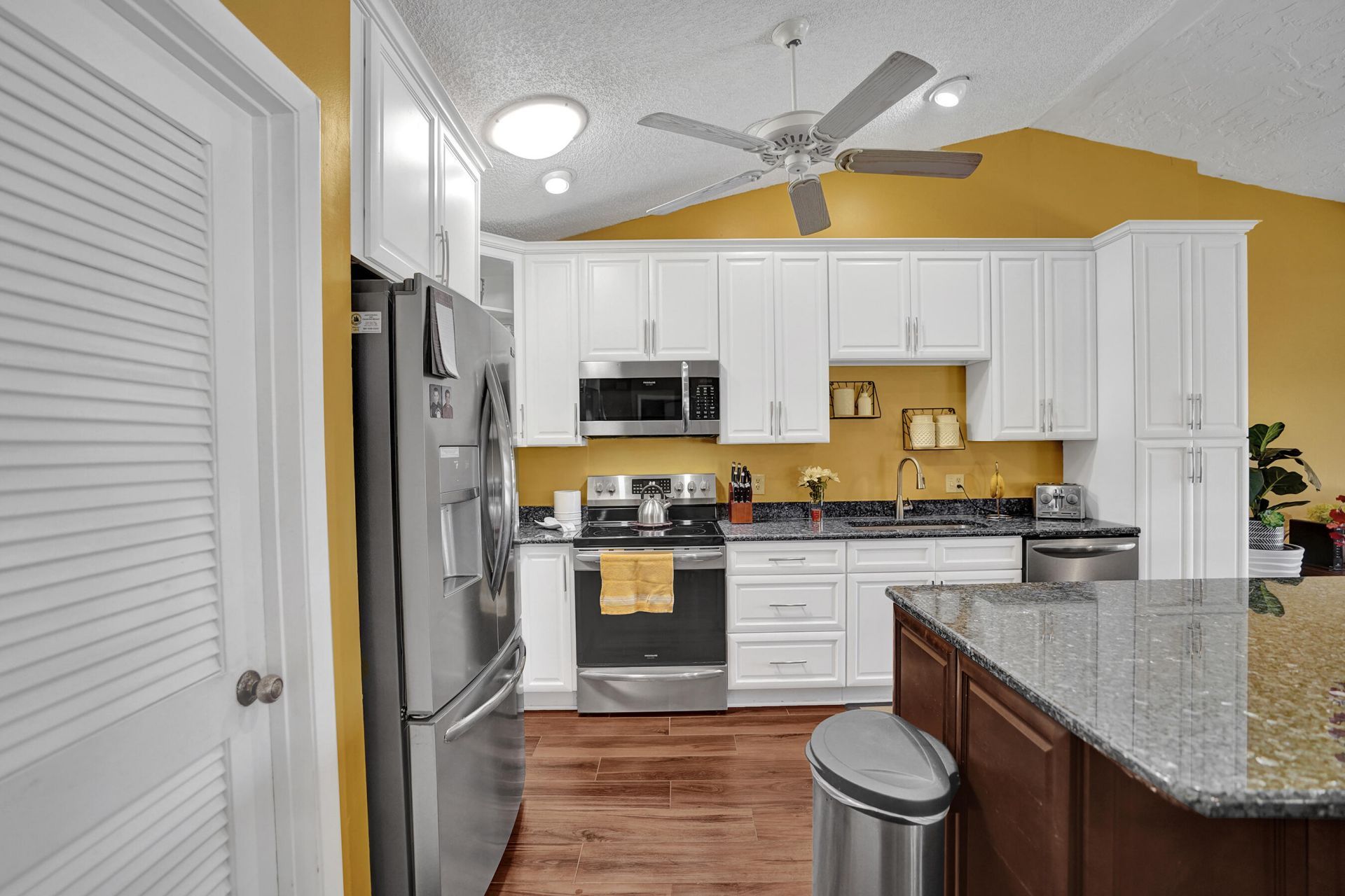 2915 NW 12th Street, Unit D, Delray Beach, FL 33445 Photo