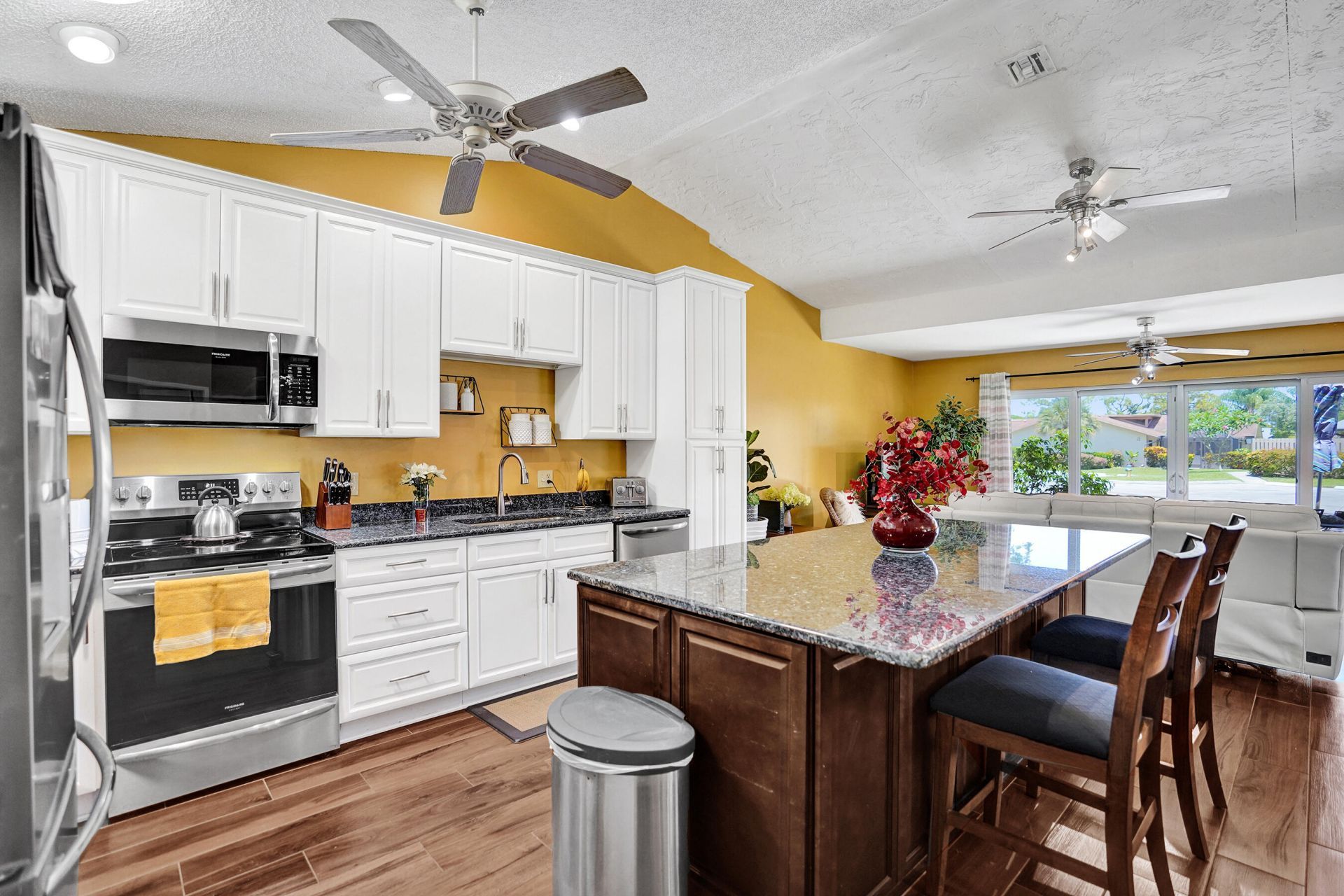 2915 NW 12th Street, Unit D, Delray Beach, FL 33445 Photo