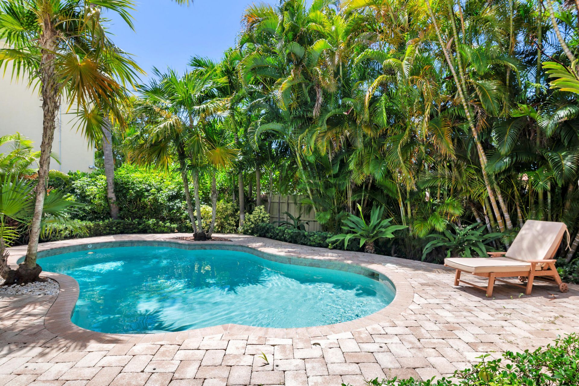 235 Claremont Lane, Palm Beach Shores, FL 33404 Photo