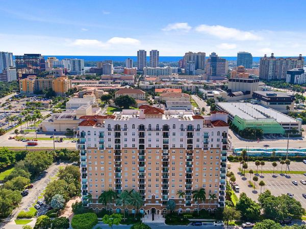 616 Clearwater Park Road, Unit Lp4, West Palm Beach, FL 33401