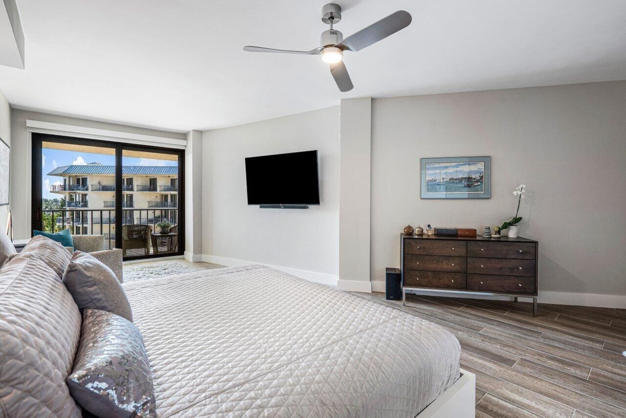 1035 S Federal Highway, Unit 406, Delray Beach, FL 33483 Photo