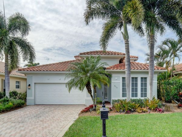 850 SW Palm Cove Drive, Palm City, FL 34990