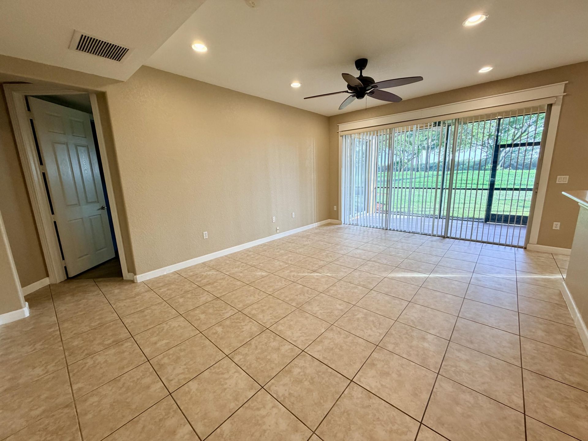 7911 NW 128th Lane, Unit 11-c, Parkland, FL 33076 Photo