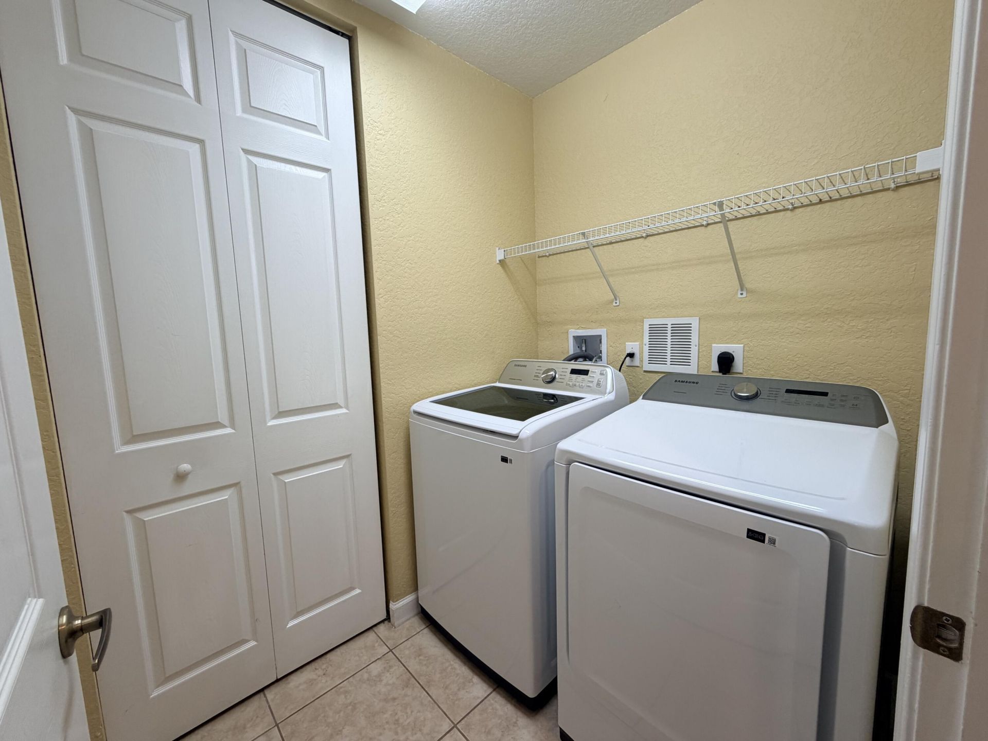 7911 NW 128th Lane, Unit 11-c, Parkland, FL 33076 Photo