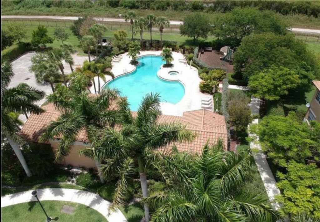 7911 NW 128th Lane, Unit 11-c, Parkland, FL 33076 Photo