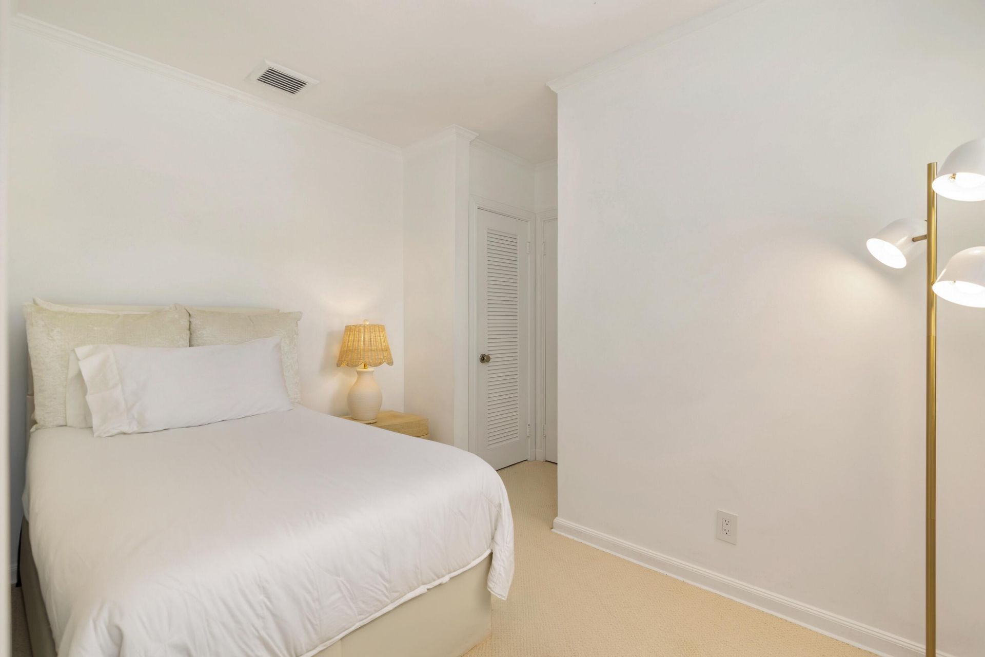 241 Via Linda, Palm Beach, FL 33480 Photo
