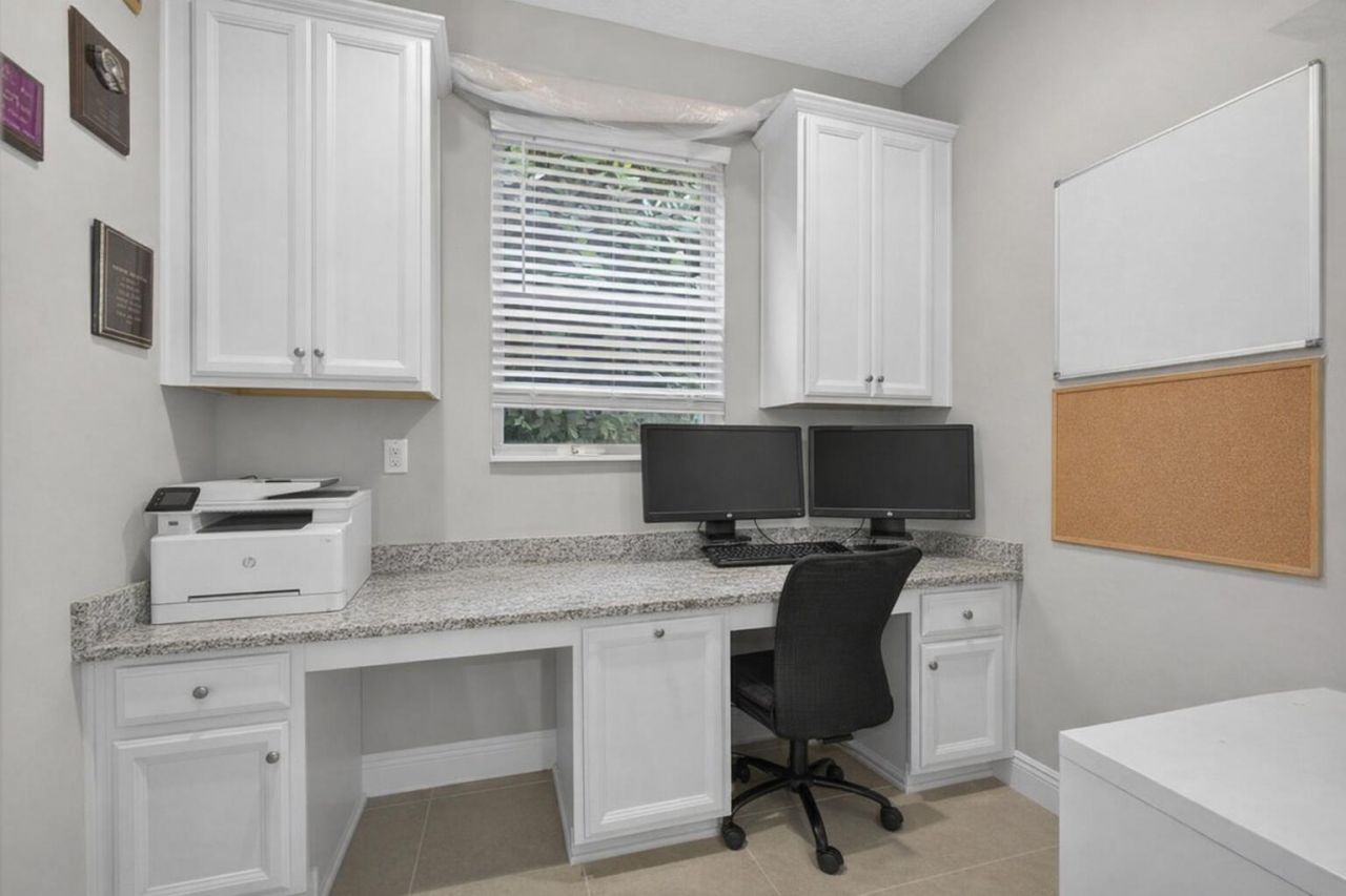 19508 Wheelbarrow Bend, The Acreage, FL 33470 Photo