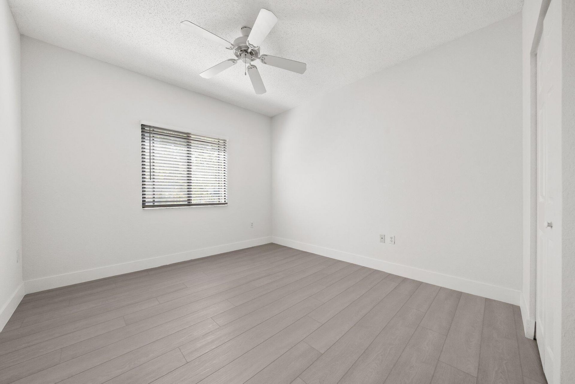 3020 Alcazar Place, Unit 202, Palm Beach Gardens, FL 33410 Photo