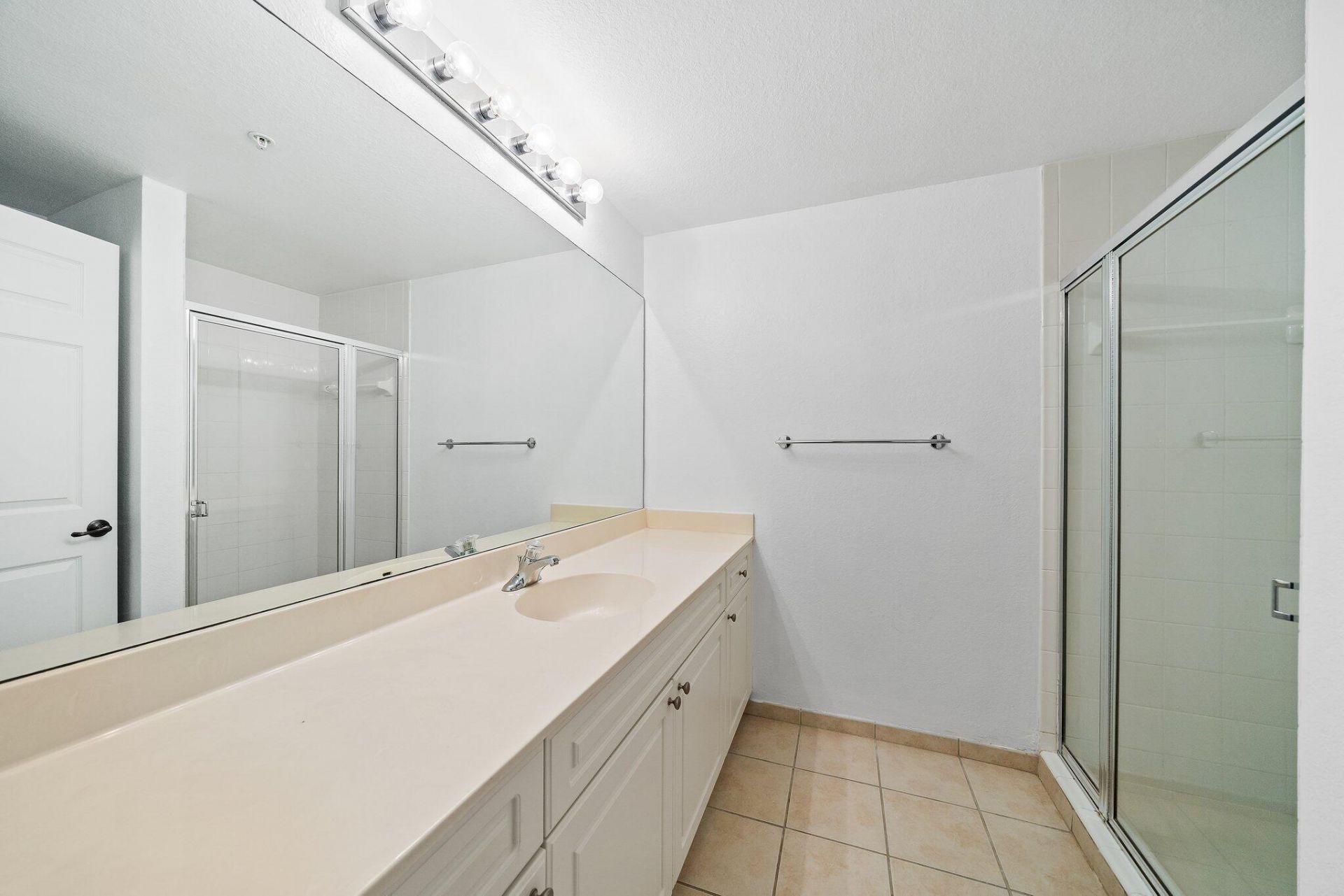 3020 Alcazar Place, Unit 202, Palm Beach Gardens, FL 33410 Photo