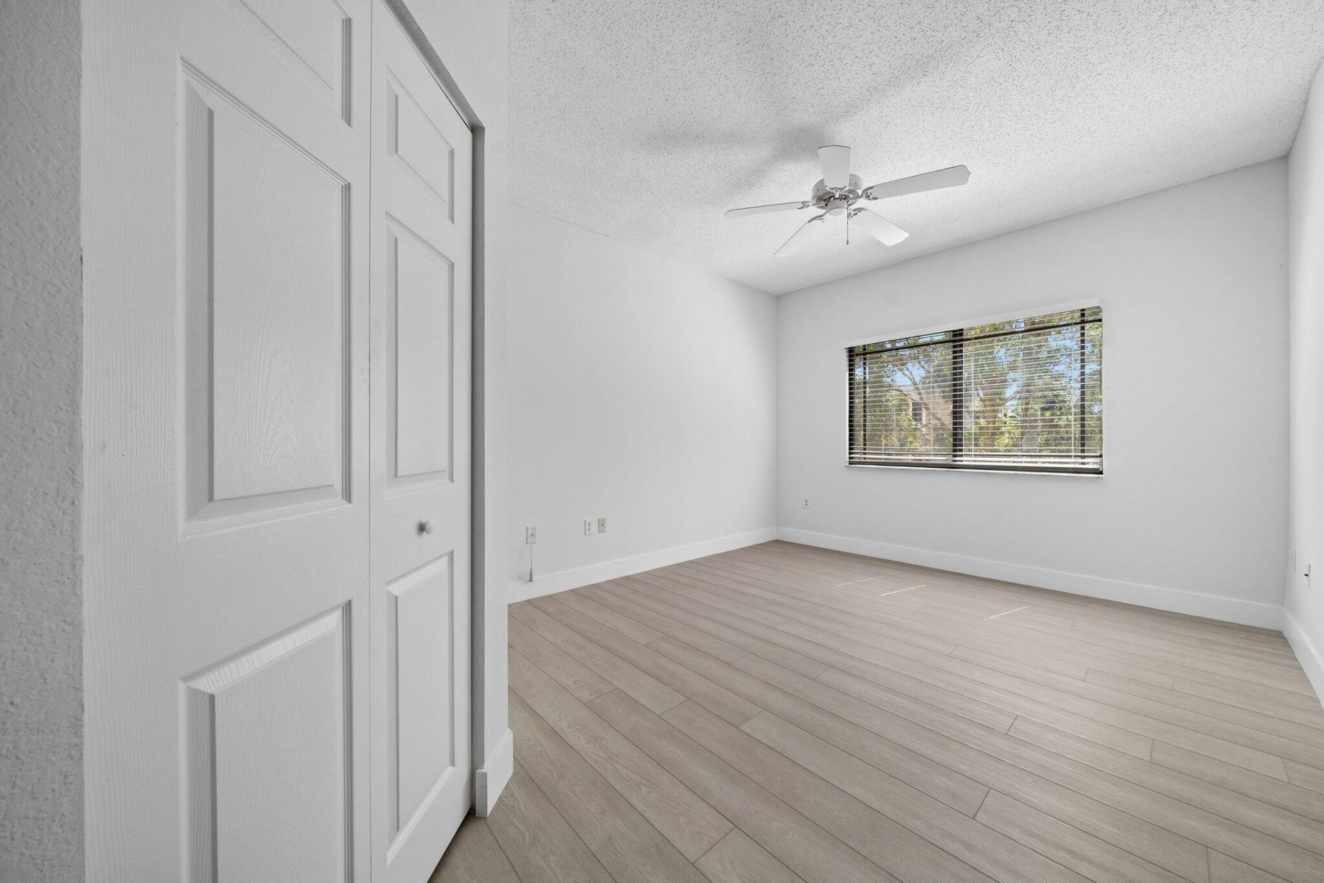 3020 Alcazar Place, Unit 202, Palm Beach Gardens, FL 33410 Photo