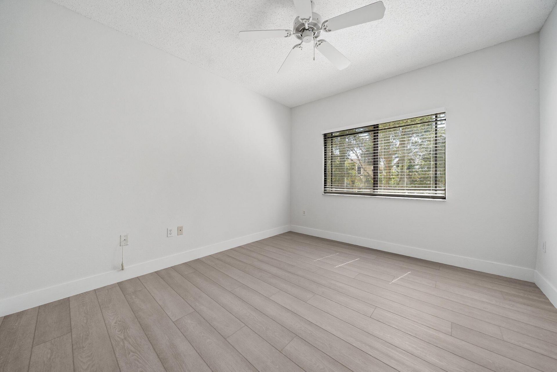 3020 Alcazar Place, Unit 202, Palm Beach Gardens, FL 33410 Photo