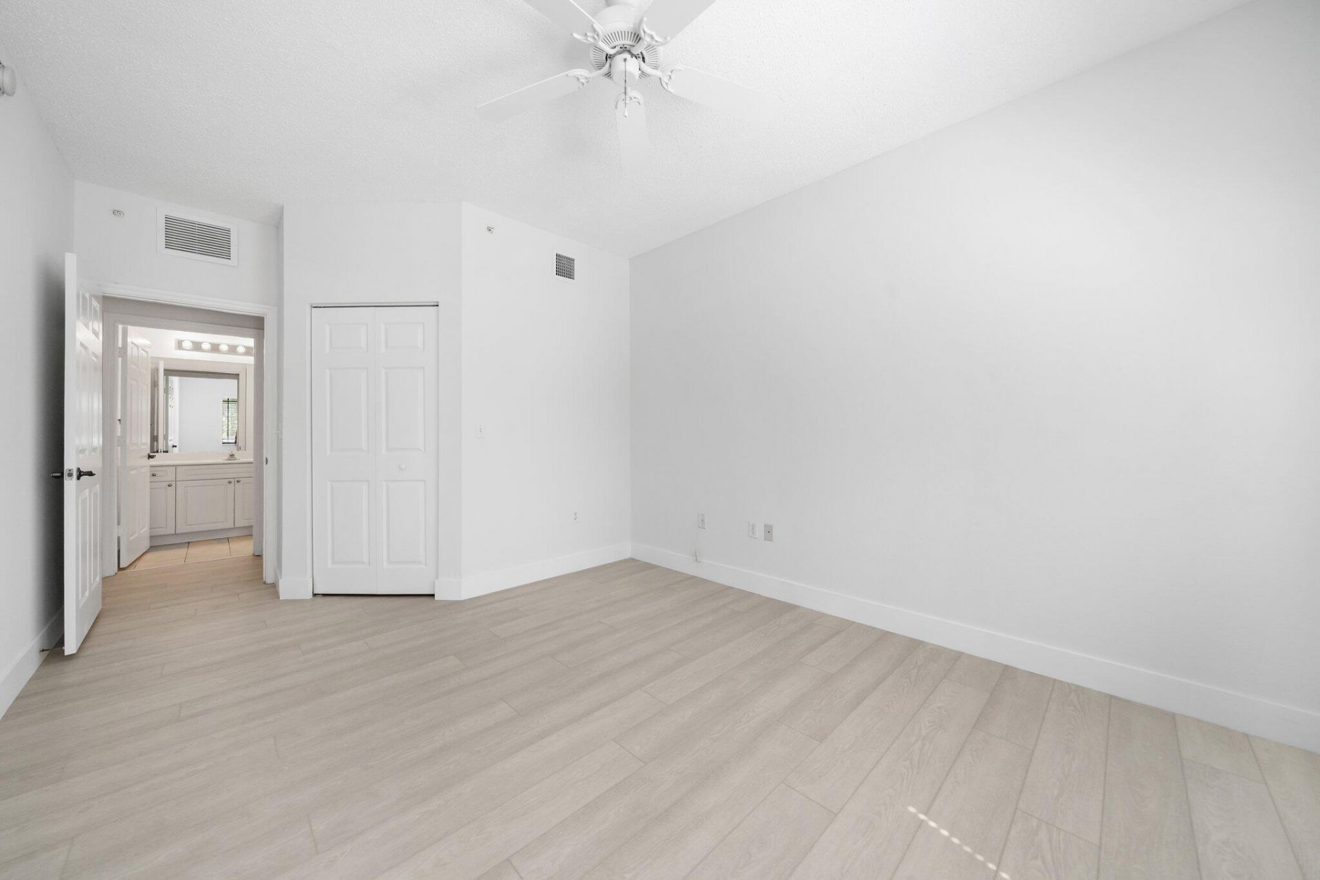 3020 Alcazar Place, Unit 202, Palm Beach Gardens, FL 33410 Photo