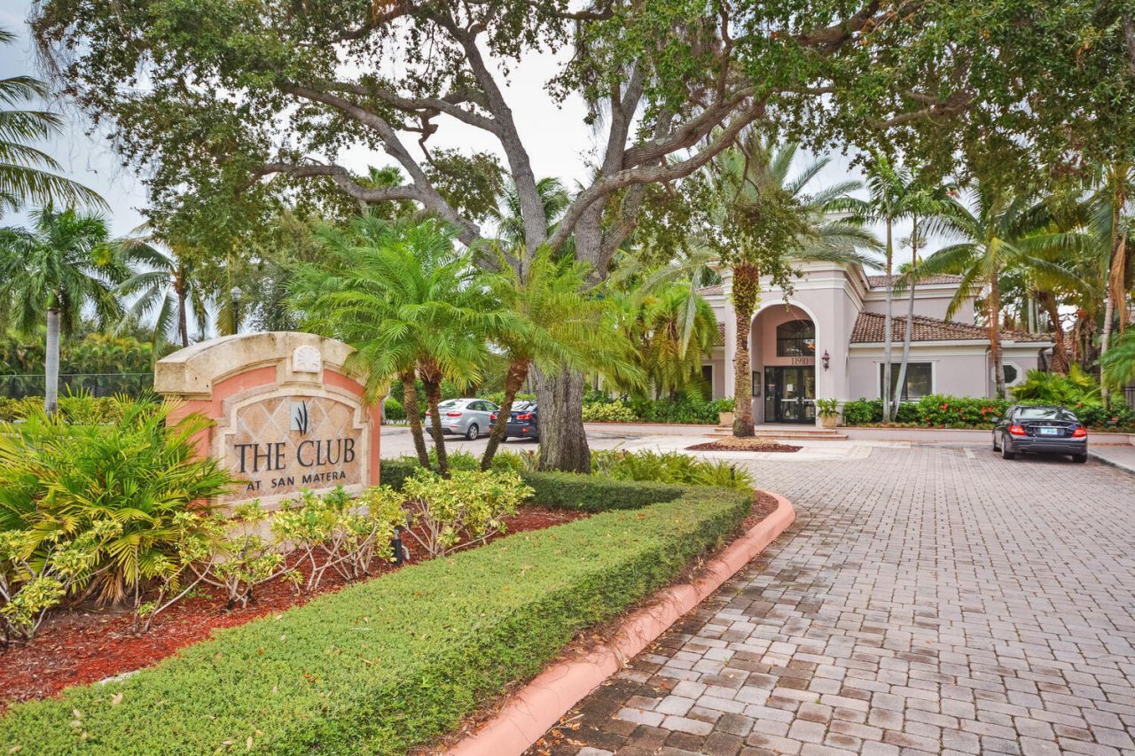 3020 Alcazar Place, Unit 202, Palm Beach Gardens, FL 33410 Photo