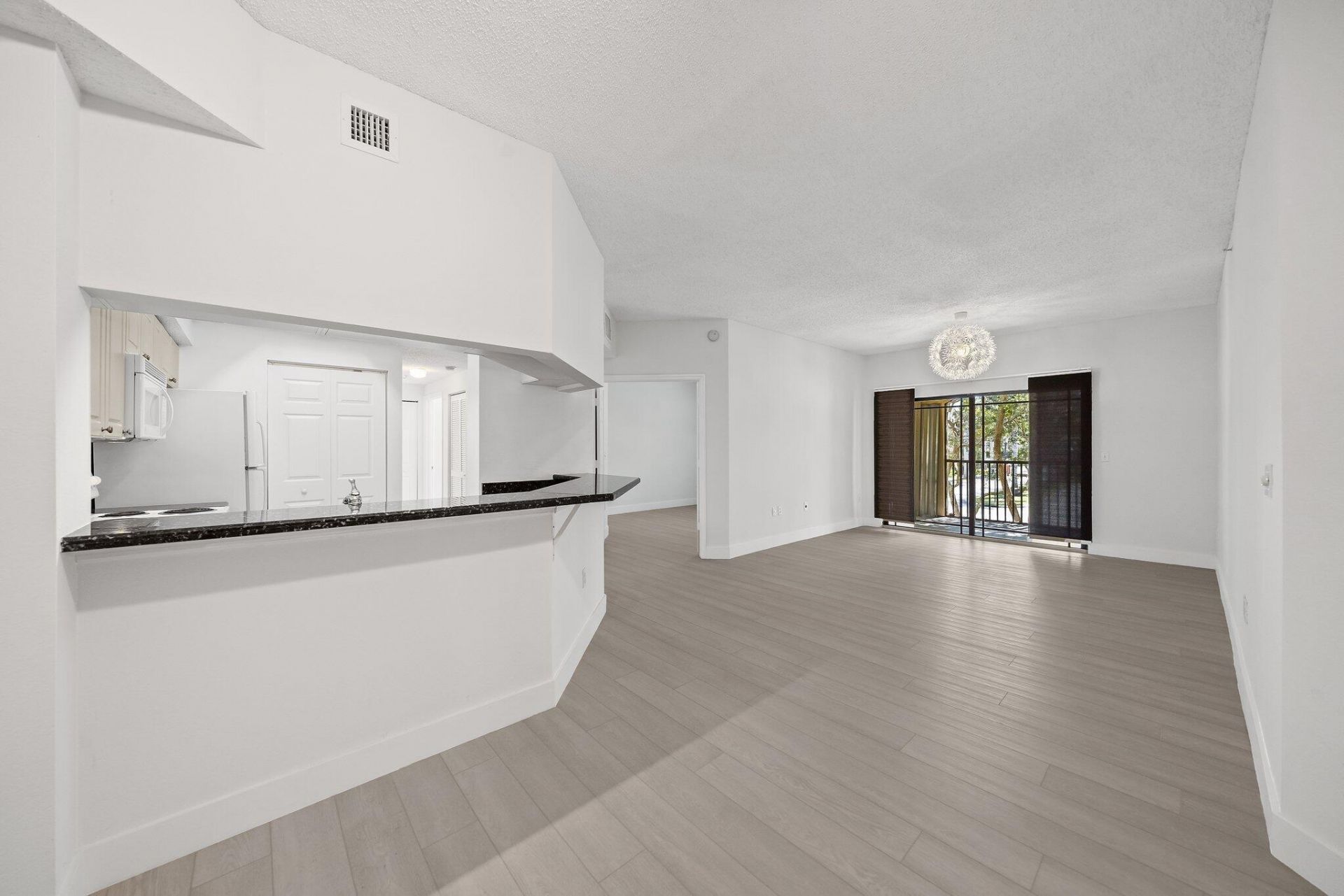 3020 Alcazar Place, Unit 202, Palm Beach Gardens, FL 33410 Photo