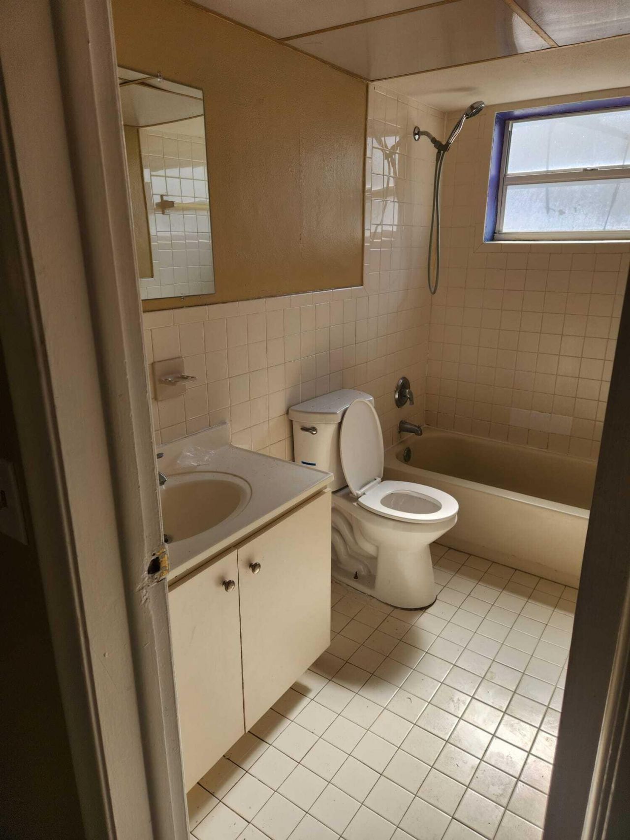 8030 Sunset Strip, Sunrise, FL 33322 Photo