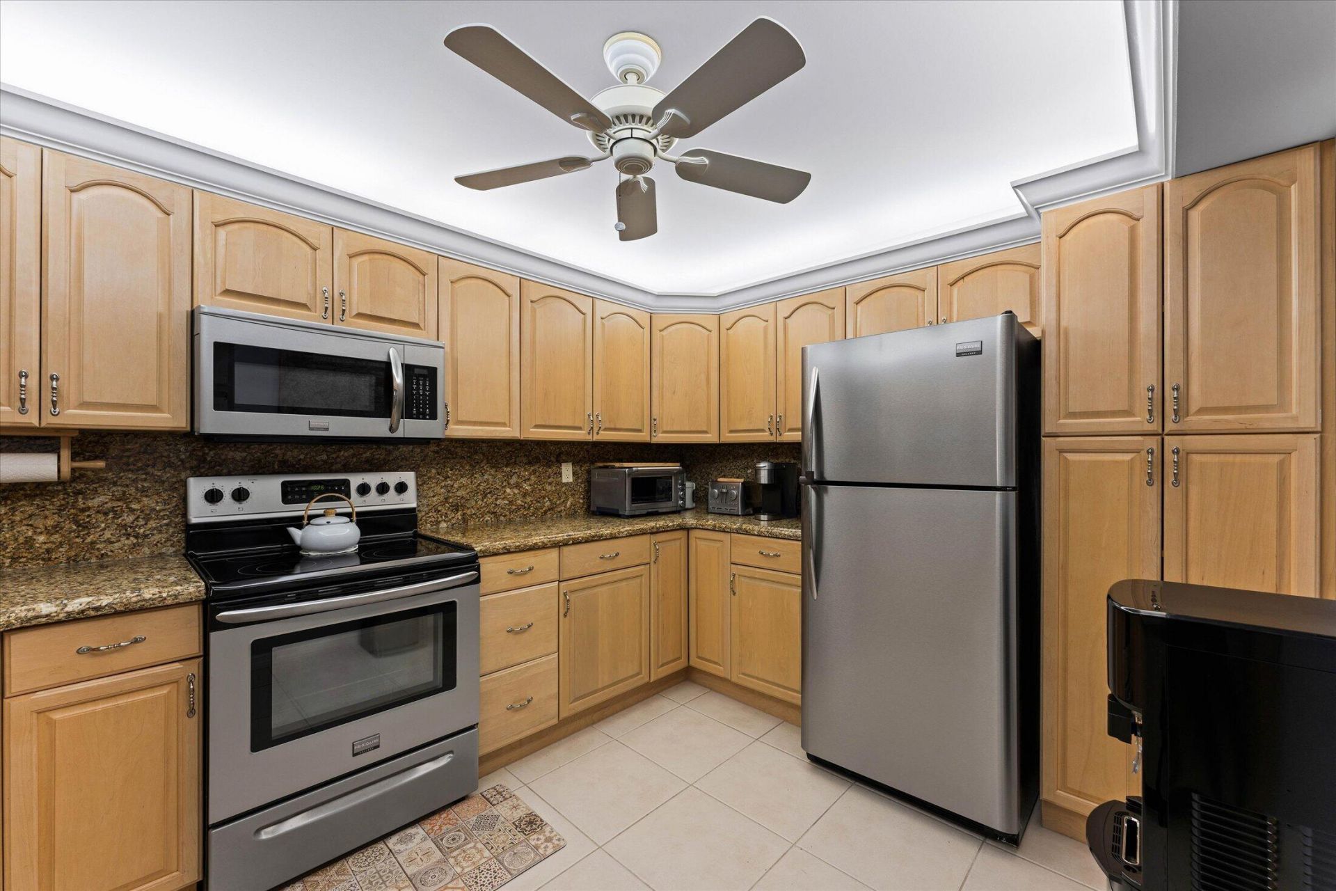 145 S Ocean Avenue, Unit 208, Palm Beach Shores, FL 33404 Photo