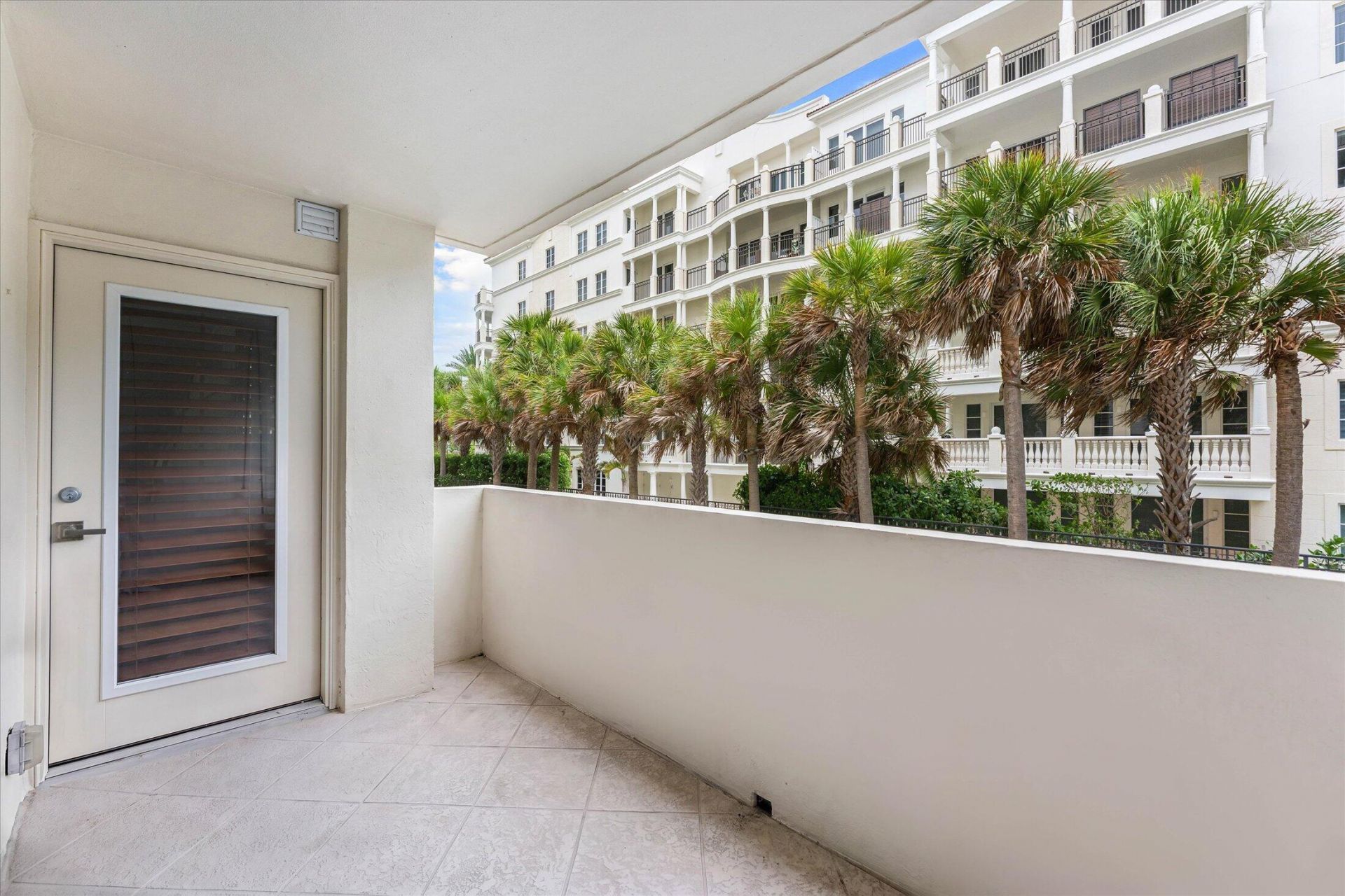 145 S Ocean Avenue, Unit 208, Palm Beach Shores, FL 33404 Photo