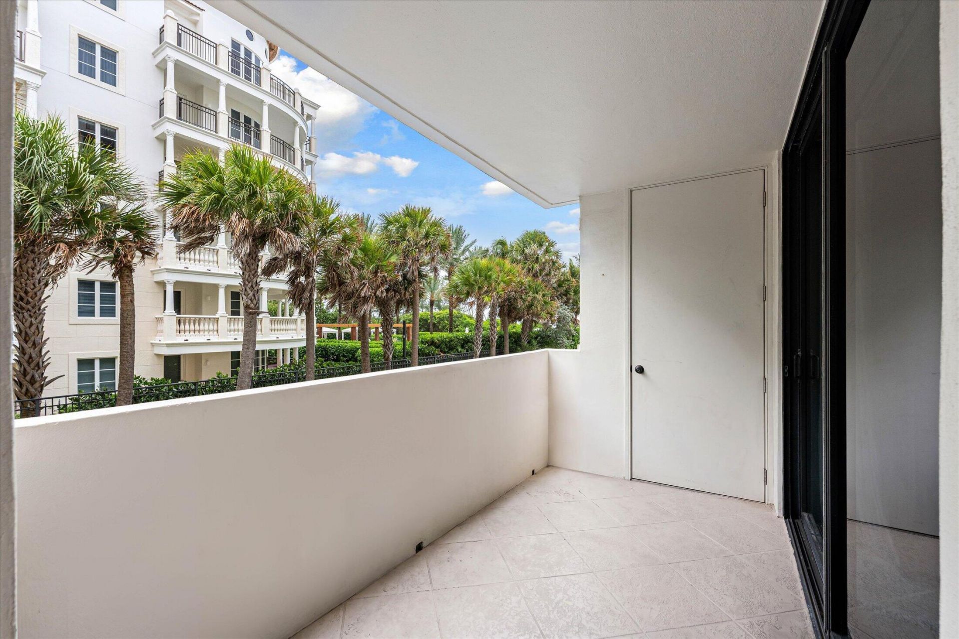 145 S Ocean Avenue, Unit 208, Palm Beach Shores, FL 33404 Photo