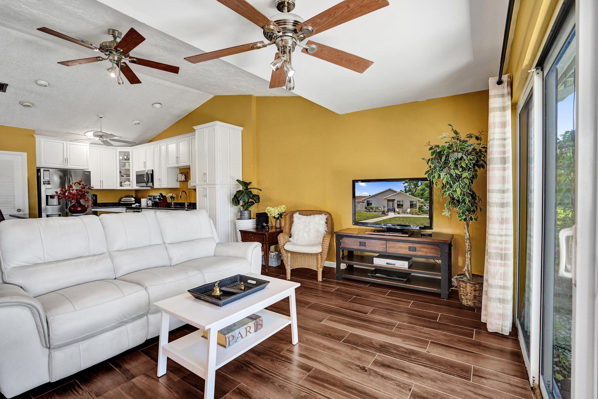 2915 NW 12th Street, Unit D, Delray Beach, FL 33445 Photo