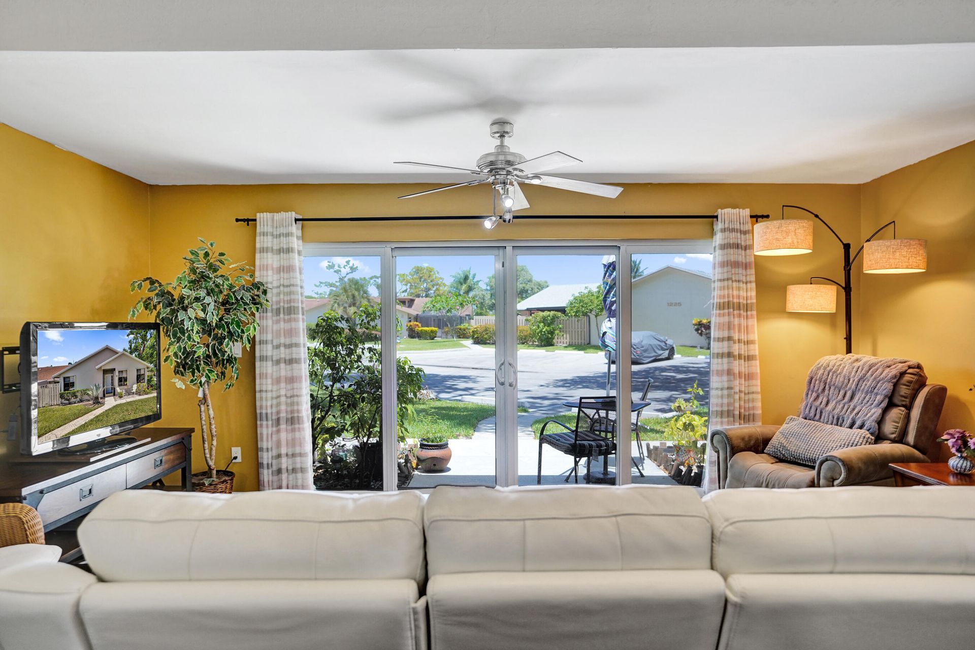 2915 NW 12th Street, Unit D, Delray Beach, FL 33445 Photo