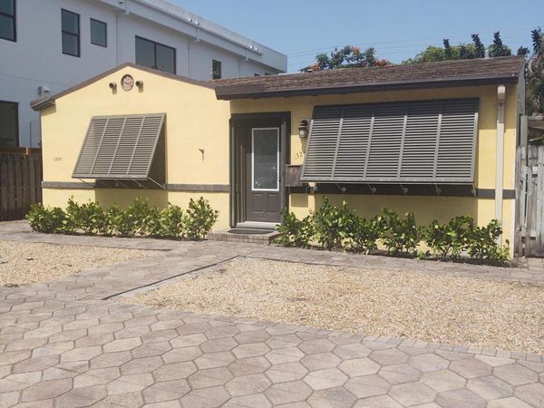 1324 NE 16th Terrace, Fort Lauderdale, FL 33334