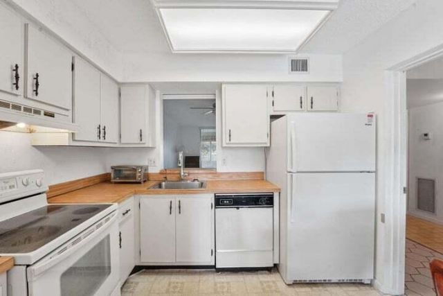 370 NW 76th Avenue, Unit 104, Margate, FL 33063 Photo