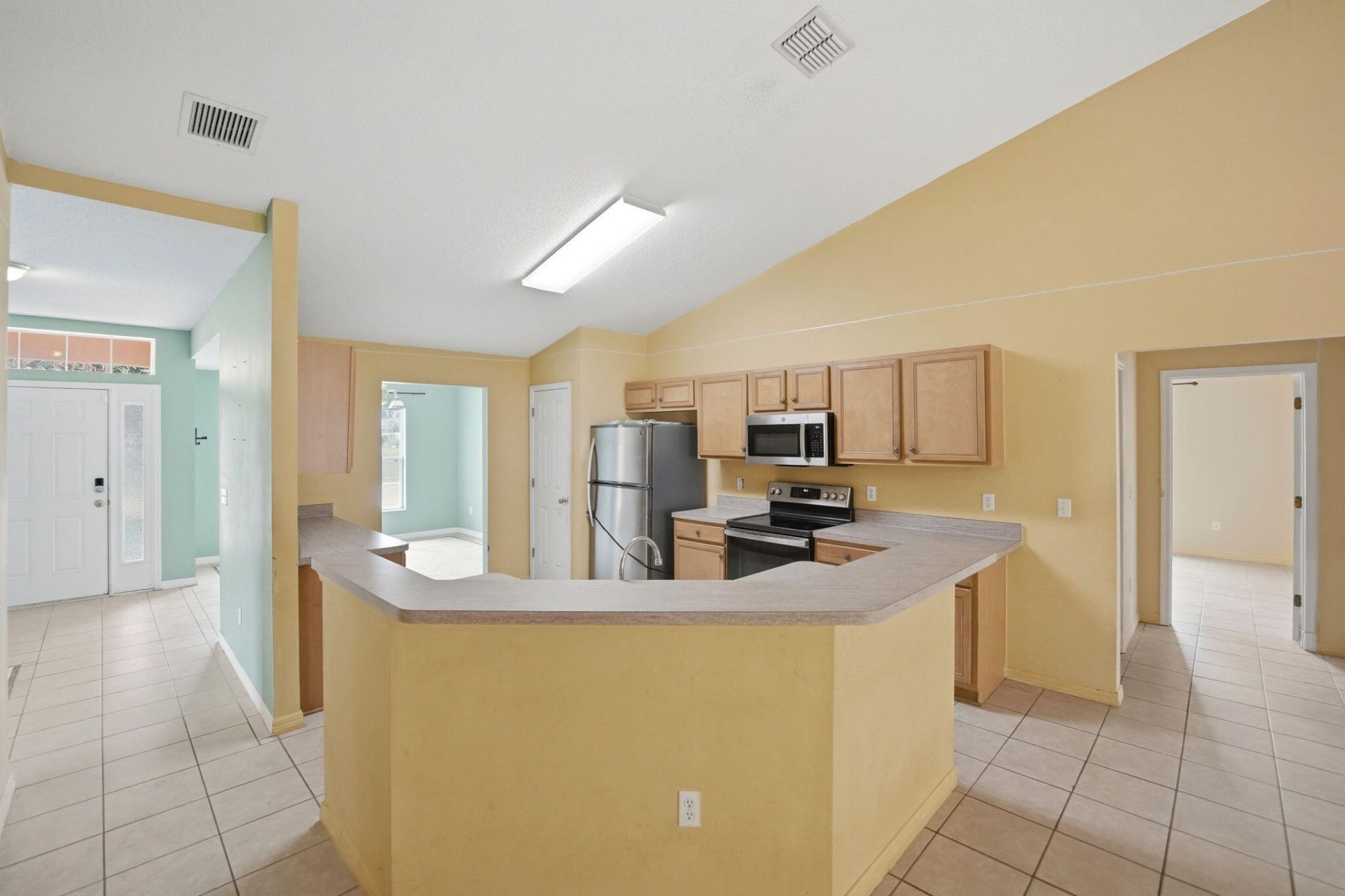 1692 SW Lofgren Avenue, Port Saint Lucie, FL 34953 Photo