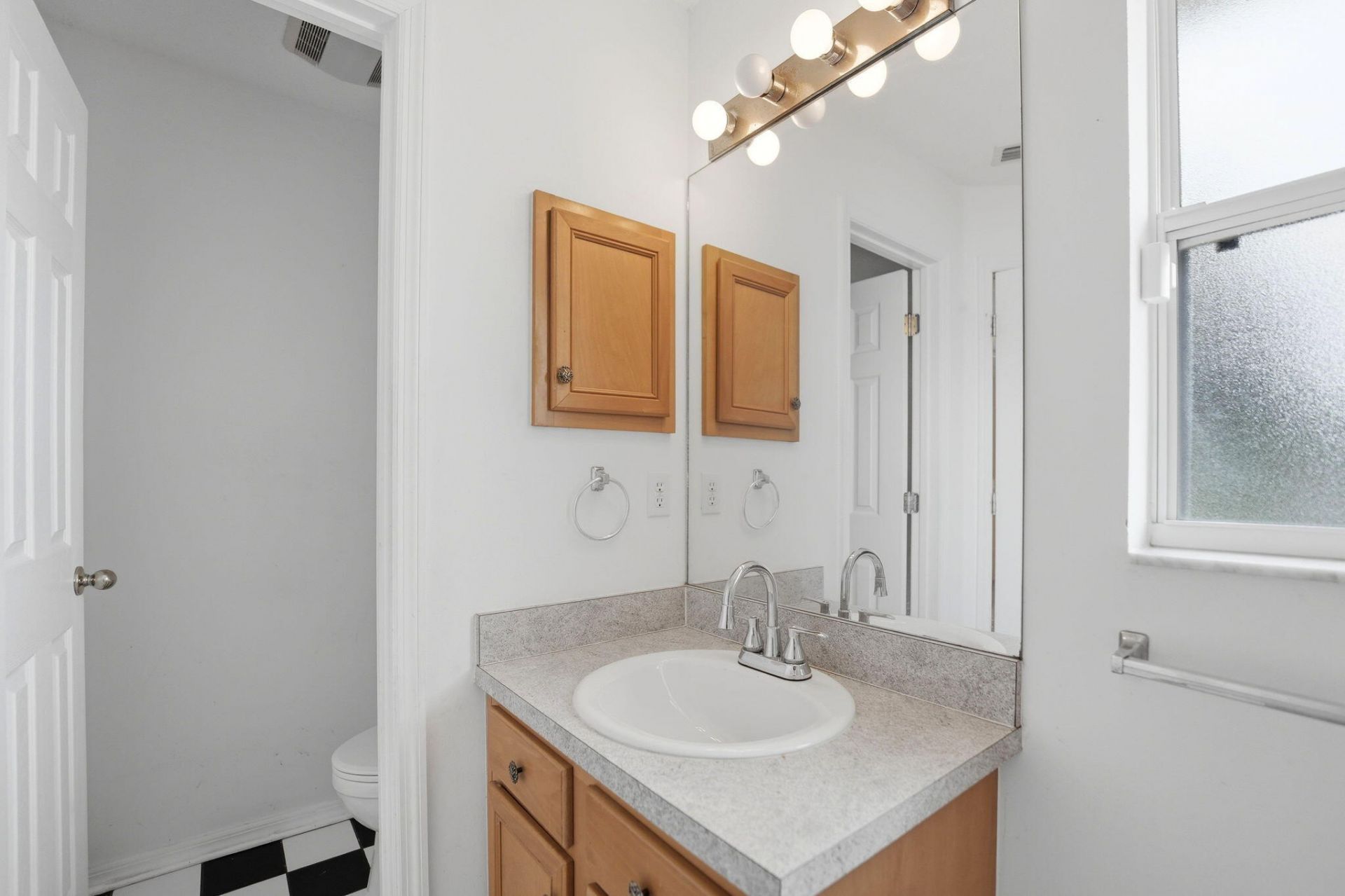 1692 SW Lofgren Avenue, Port Saint Lucie, FL 34953 Photo